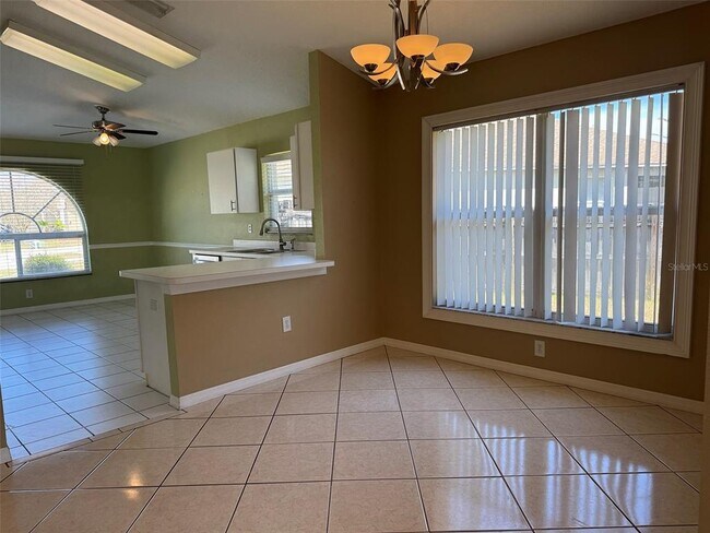 Building Photo - 3425 Canteen Ct