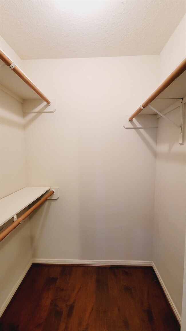 Building Photo - 20934 Carmel Valley Dr