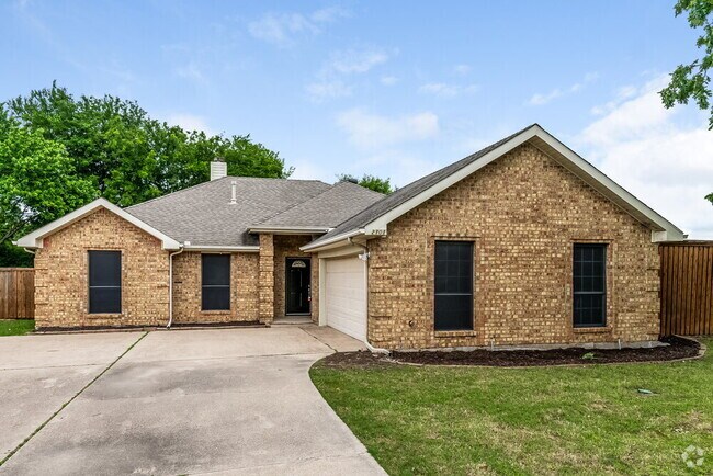 Building Photo - 2101 Garner Cir
