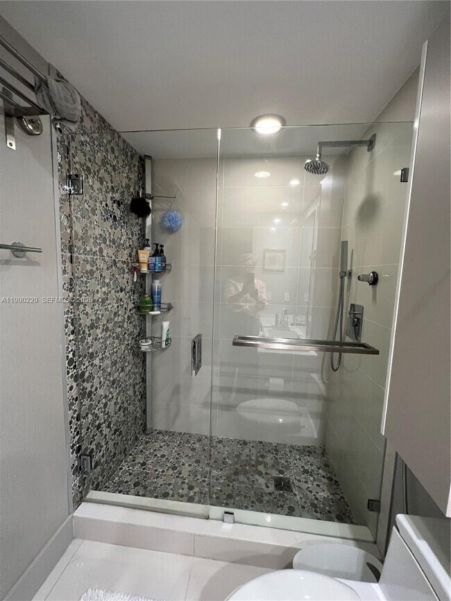 Building Photo - 45 SW 9th St