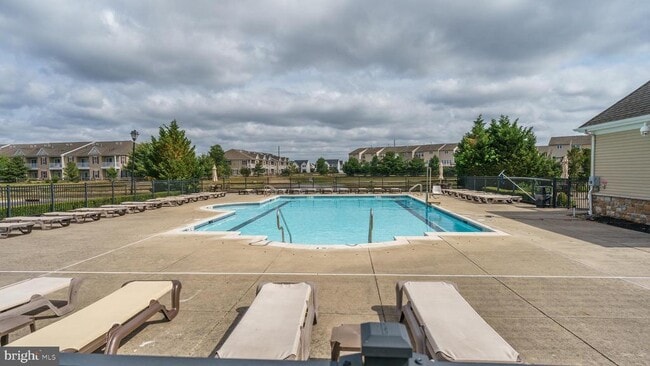 Building Photo - 401 Degas Ct