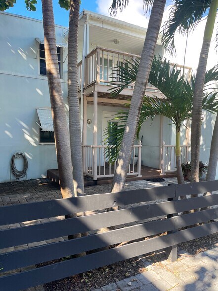 Building Photo - 80 Salina Ave