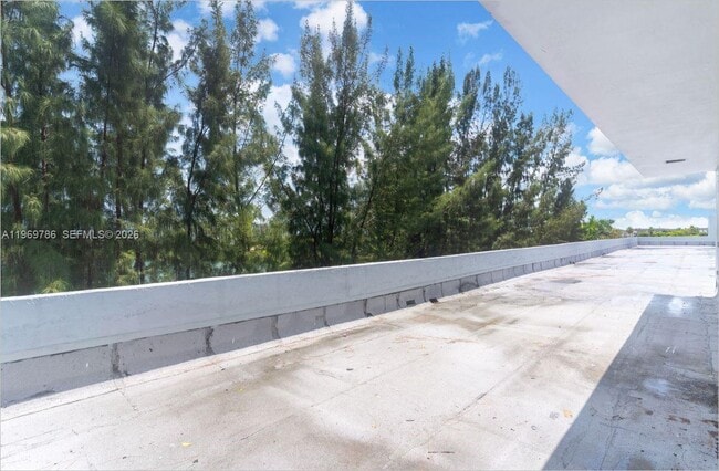 Building Photo - 14820 Naranja Lakes Blvd