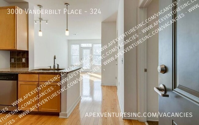 Building Photo - 3000 Vanderbilt Pl