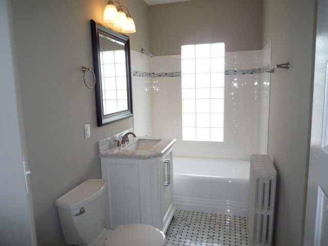 Building Photo - 2739 Emerson Ave S