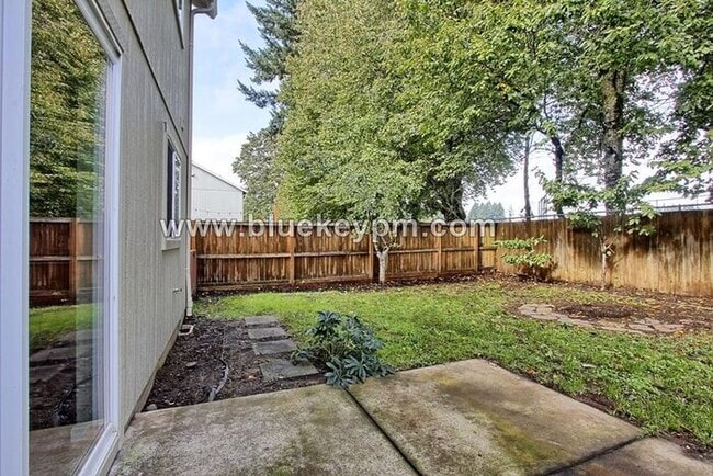 Building Photo - 3 Bed, 2.5 Bath Home with Large Bonus Room/4th Bedroom in Orchards by Prairie High School