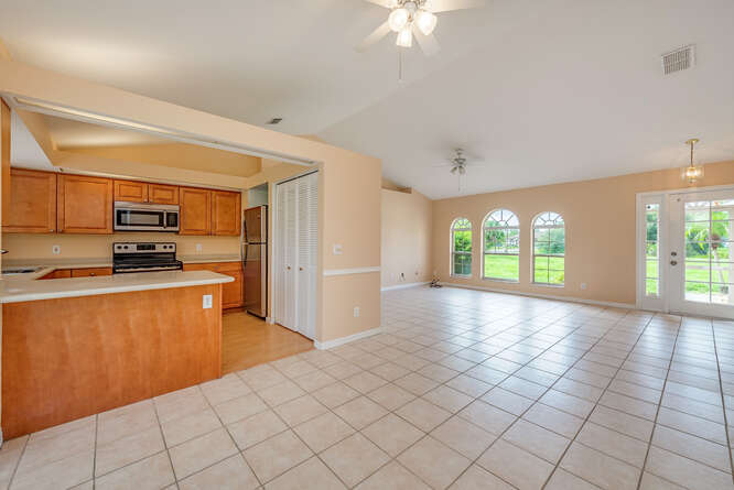 Building Photo - 3561 22nd Ave NE