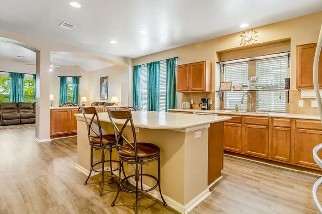 Building Photo - Charmer in Blanco River Village with Amazing Back Patio!