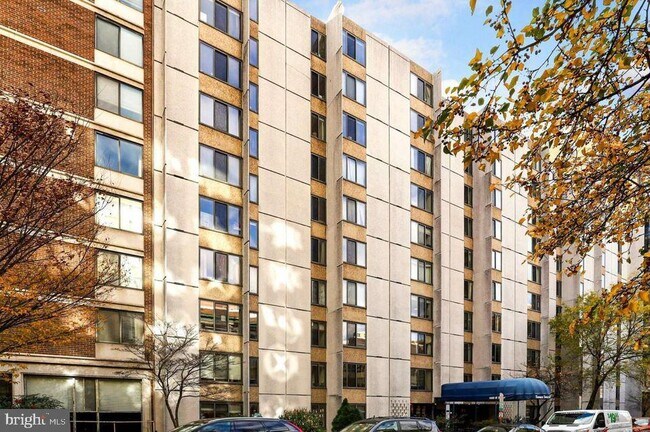 Building Photo - 1440 N St NW