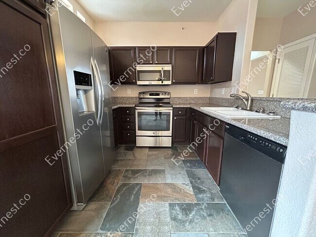 Building Photo - 3279 Atrium Point