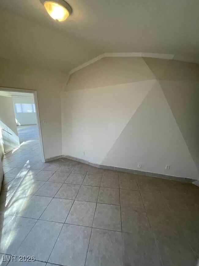 Building Photo - 1427 San Felipe Dr