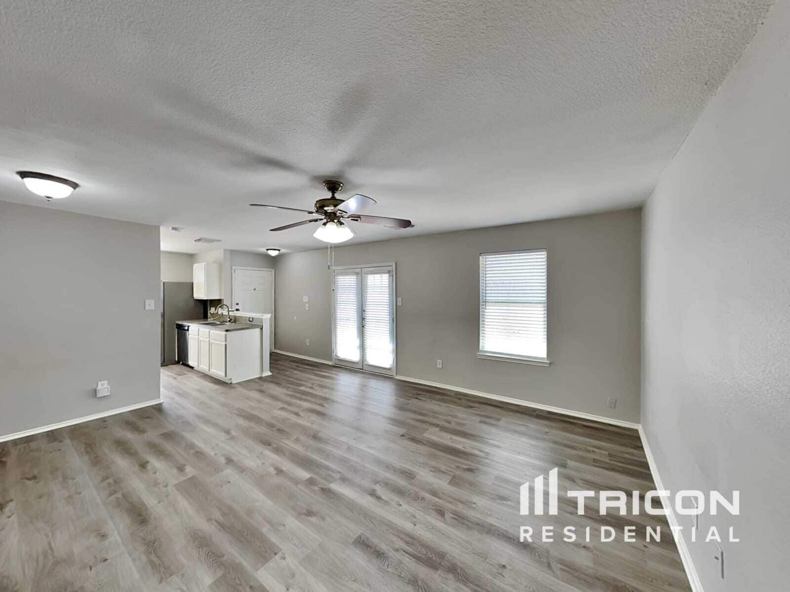 Building Photo - 22823 Sugar Bear Dr
