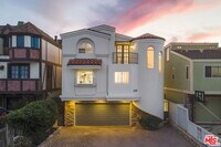 Building Photo - 1005 Ocean Dr