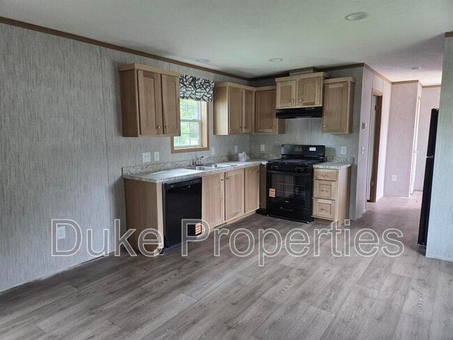 Building Photo - 410 Donegal Dr