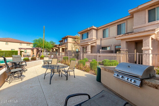 Building Photo - 42424 N Gavilan Peak Pkwy