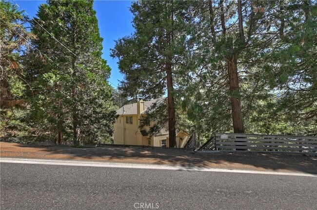 Building Photo - 21510 Crest Forest Dr