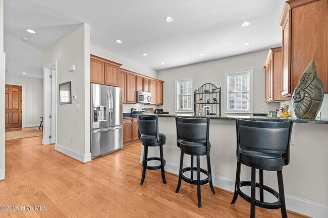 Building Photo - 3908 Harkers Way