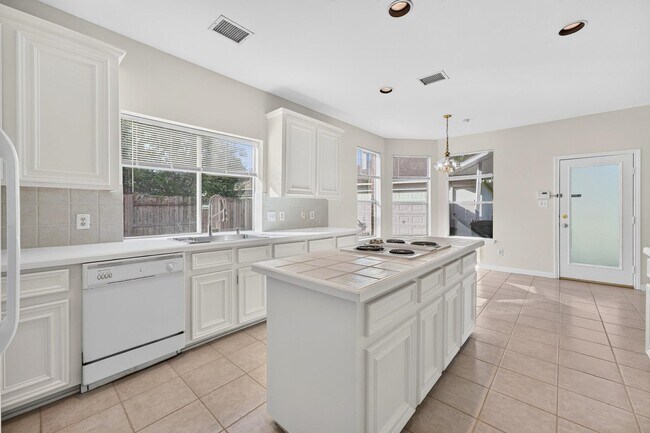 Building Photo - 1727 Emma Cove Ct