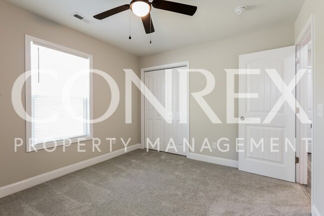 Building Photo - Beautiful Open Concept Ranch in Easley, SC!
