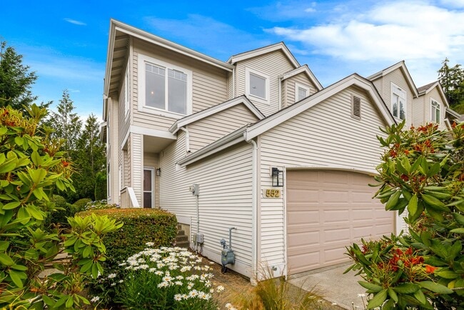 Building Photo - End Unit 2 Story Townhome Plus Bonus Office Area - 2 Car Garage