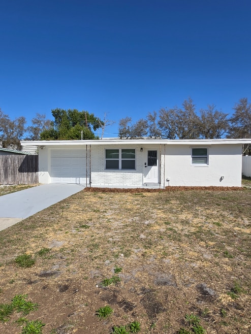 Building Photo - 7213 Seward Dr