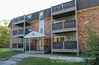 Building Photo - 27 Ernest Ave