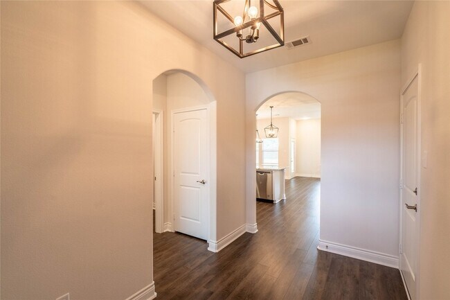 Building Photo - 8202 Grant Ln