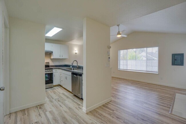Interior Photo - Park Crest Townhomes