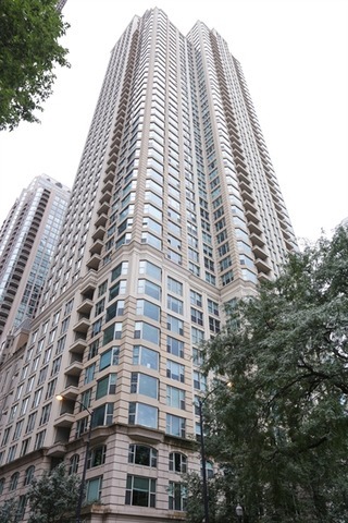 Primary Photo - 25 E Superior St