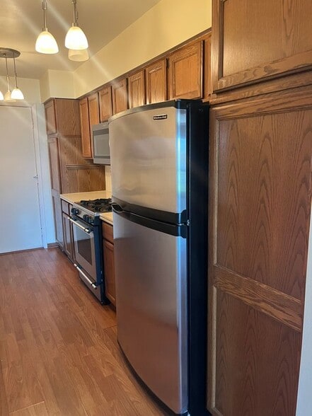 Building Photo - 48195 Bayshore Dr