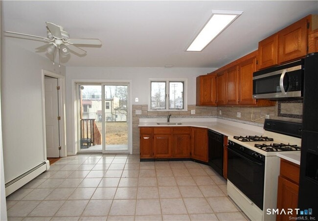 Building Photo - 135 Ridgely Ave
