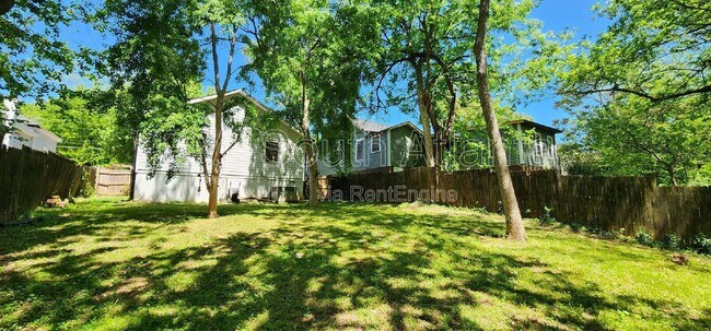 Building Photo - 95 Thirkield Ave SE