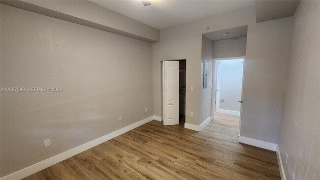 Building Photo - 6001 SW 70th St