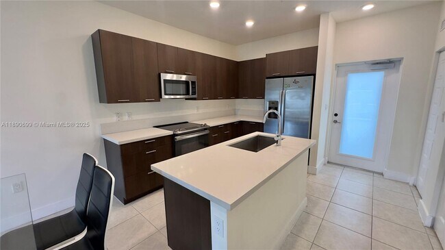 Building Photo - 8301 NW 41st St