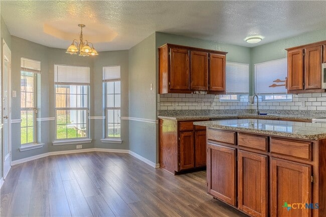 Building Photo - 4101 Whispering Oak Dr