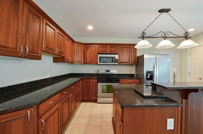 Building Photo - 66 Tucker Ln