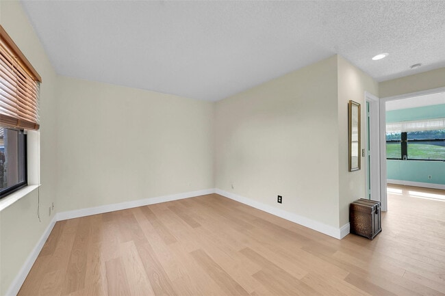 Building Photo - 3584 SW Quail Meadow Trail