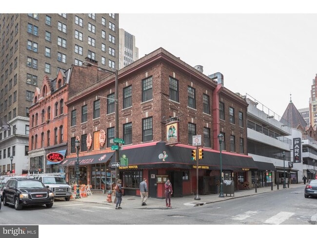 Building Photo - 1602 Sansom St