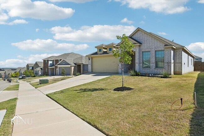 Building Photo - 309 Ridgeland Oak Dr