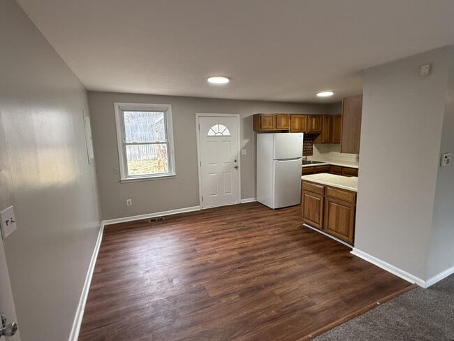 Building Photo - 103 Annette Dr