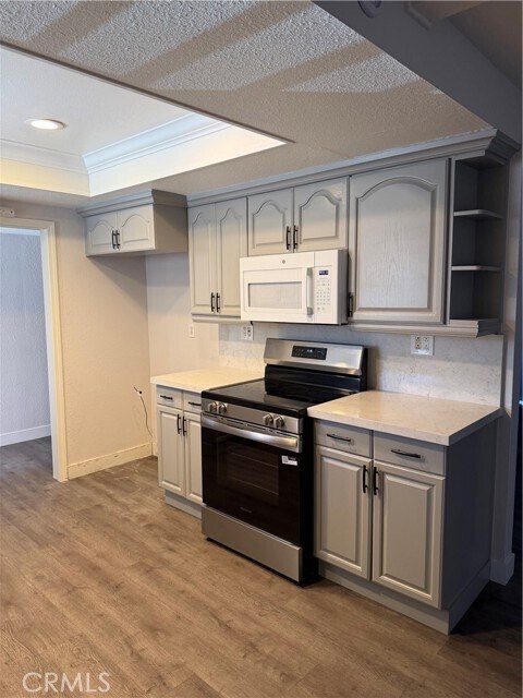 Building Photo - 7071 Santa Paula Cir