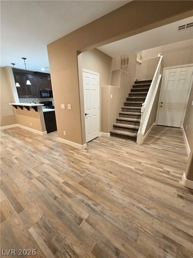 Building Photo - 9313 Night Mesa St