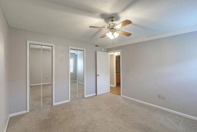 Building Photo - 109 Elmwood Ave