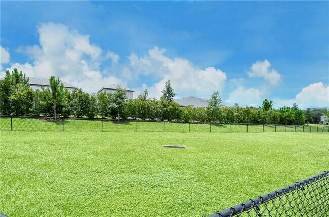 Building Photo - 11419 Planetree Pl