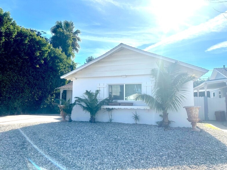 Building Photo - 15732 Covello St