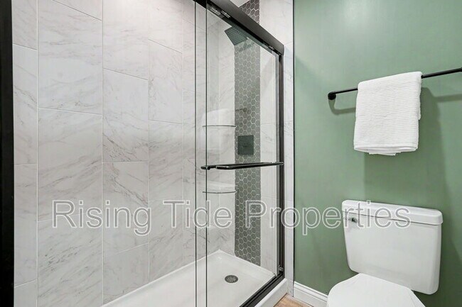 Building Photo - 2569 Richmar Dr