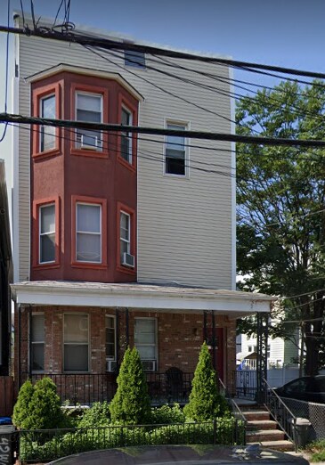 Primary Photo - 44 W 15th St