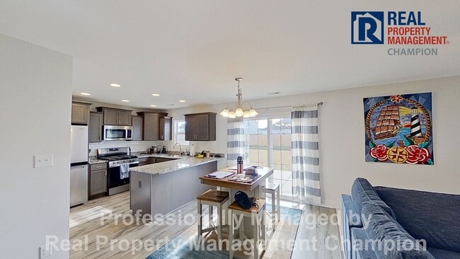 Building Photo - 225 Lookout Ln