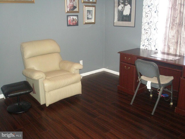 Building Photo - 106 Jacobs Creek Rd