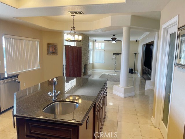 Building Photo - 2067 Scenic Ridge Dr